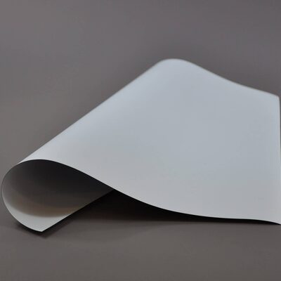 Muestra de tela White, línea Blackout Any Premium — Winsol