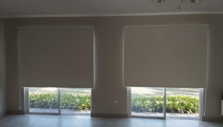 Blackout a medida — Cortinas Roller Winsol, Santiago